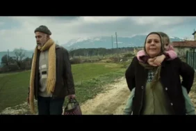 Sıvasız Evlerden Biri
