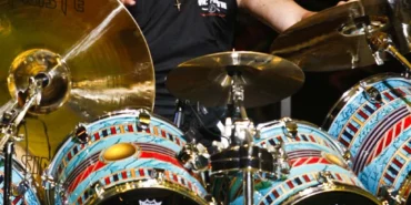 Nicko McBrain