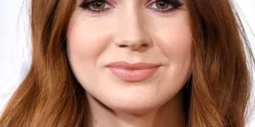 Karen Gillan Oyuncu Profil Görseli