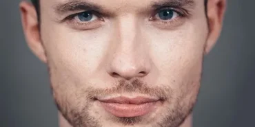 Ed Skrein Oyuncu Profil Görseli