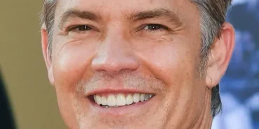 Timothy Olyphant Oyuncu Profil Görseli